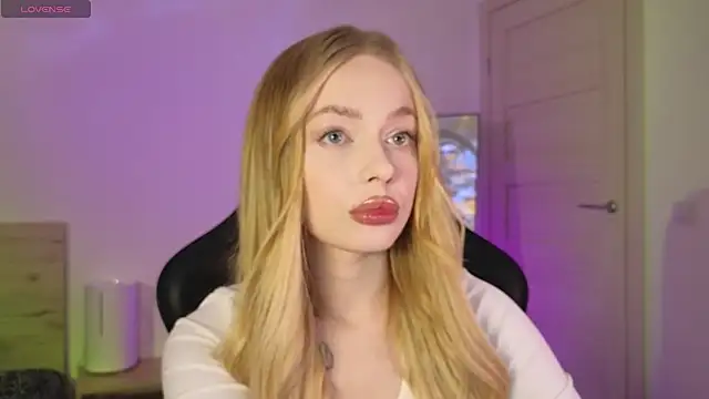  MayShy  online show from March 2025 07:05:01 PM