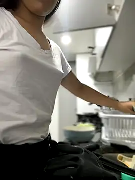 Salome golvert online show from November 2025 10:59:02 PM