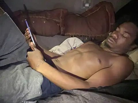 Snapshot of SlimeCrownzOut5 chatting on March 2026 12:41:02 AM SlimeCrownzOut5 online show from March 2026 12:41:02 AM