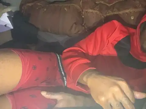 Snapshot of SlimeCrownzOut5 chatting on March 2026 06:17:02 AM SlimeCrownzOut5 online show from March 2026 06:17:02 AM