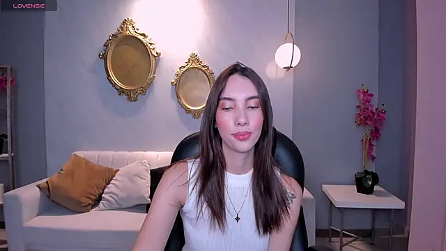 Snapshot of AnaisNin chatting on March 2025 11:47:02 AM AnaisNin online show from March 2025 11:47:02 AM