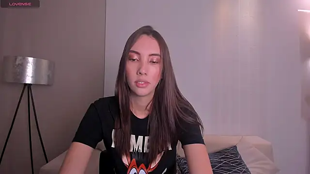 Snapshot of AnaisNin chatting on March 2025 11:14:02 AM AnaisNin online show from March 2025 11:14:02 AM