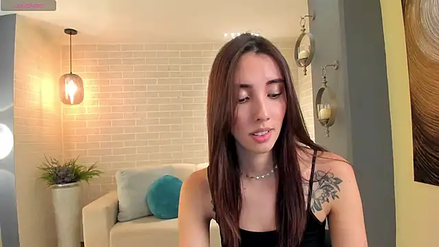 Snapshot of AnaisNin chatting on March 2025 08:09:02 PM AnaisNin online show from March 2025 08:09:02 PM