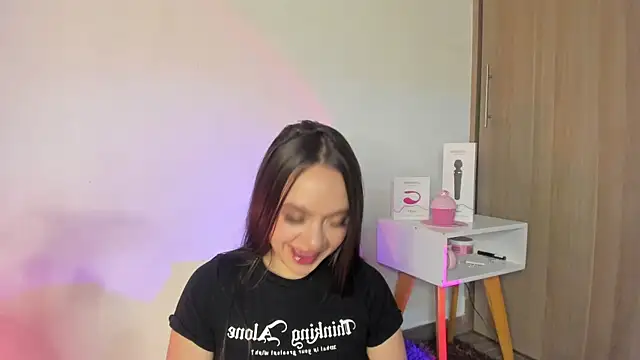 Snapshot of Shani_tay chatting on January 2025 03:45:01 AM Shani tay online show from January 2025 03:45:01 AM