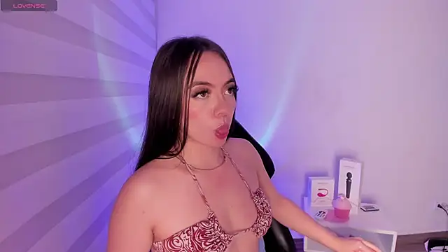 Snapshot of Shani_tay chatting on March 2025 09:02:02 AM Shani tay online show from March 2025 09:02:02 AM