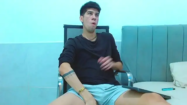 Snapshot of jhony-sex chatting on February 2026 06:39:02 AM jhony-sex online show from February 2026 06:39:02 AM