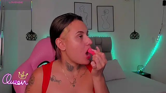 Susan-Sweet-7 online show from February 2026 08:16:01 PM