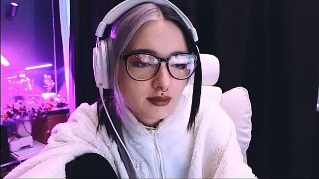 Avi Nile online show from January 2025 02:14:01 AM