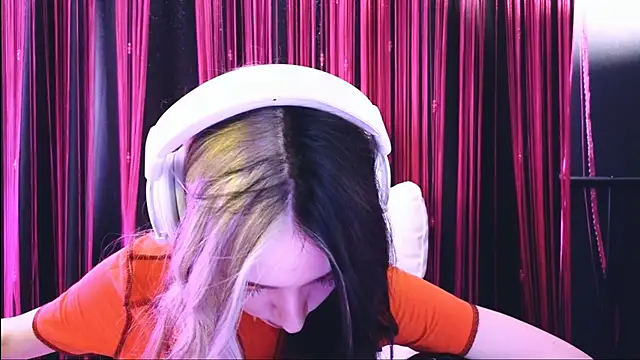 Avi Nile online show from March 2025 04:57:02 AM