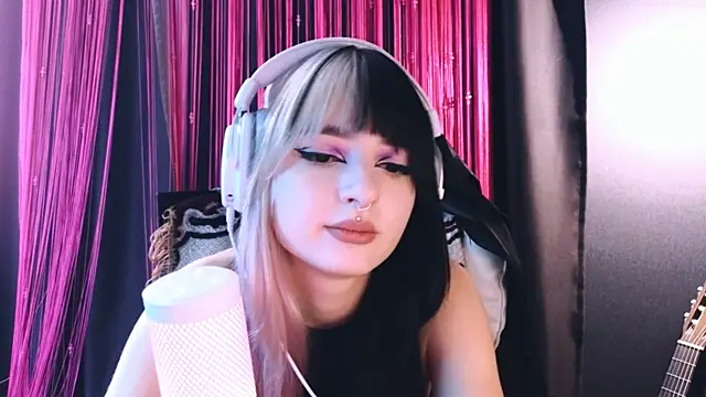 Avi Nile online show from September 2025 05:07:01 AM