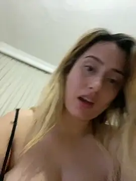 afrodizyak online show from April 2026 10:26:02 PM