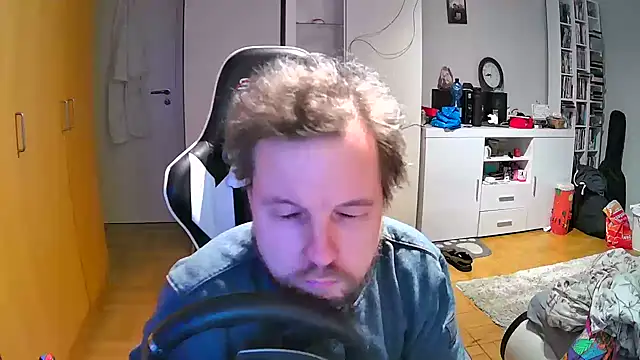 larsgessner30 online show from March 2026 11:05:01 PM