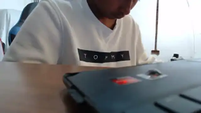 yohatinelly07 online show from November 2025 06:42:02 PM