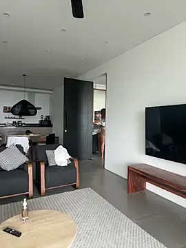 JuicyFruits93 online show from October 2025 06:30:01 AM