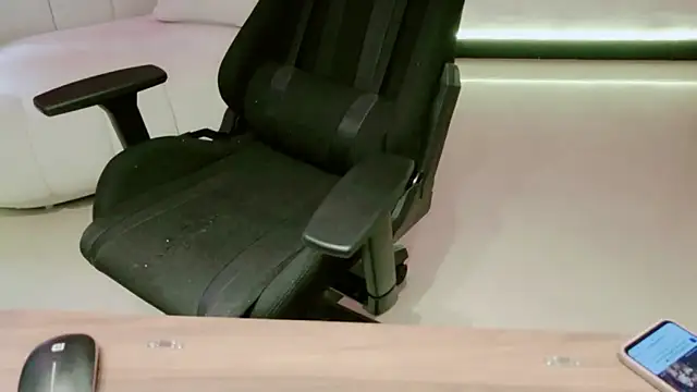 Snapshot of Gracefulgoddess chatting on February 2026 05:17:02 AM Gracefulgoddess online show from February 2026 05:17:02 AM