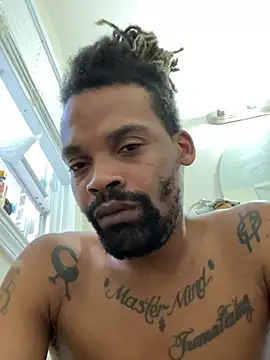 1BeautyN1Beast online show from December 2024 01:59:02 PM