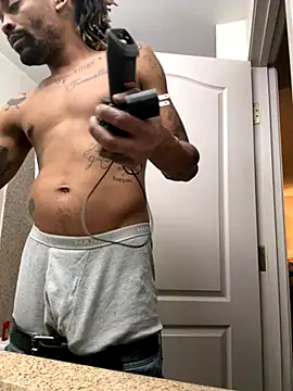 1BeautyN1Beast online show from November 2025 01:06:01 AM