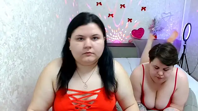 BeckyAndHellen online show from February 2025 05:42:01 PM