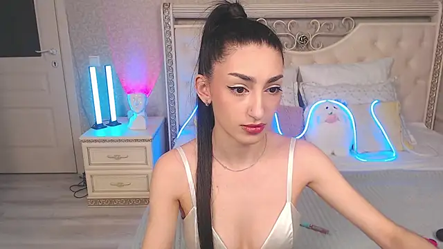 Lina Robbins online show from May 2026 12:08:02 AM