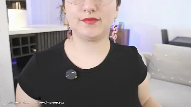 Ximenna Cruz online show from September 2025 08:19:01 PM