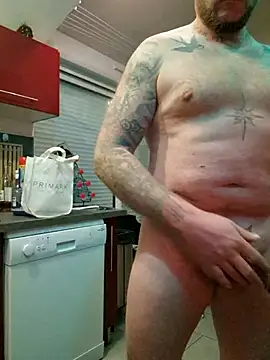 Snapshot of RomWoolf chatting on March 2025 11:38:01 PM RomWoolf online show from March 2025 11:38:01 PM