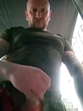 Snapshot of RomWoolf chatting on February 2026 05:22:02 PM RomWoolf online show from February 2026 05:22:02 PM