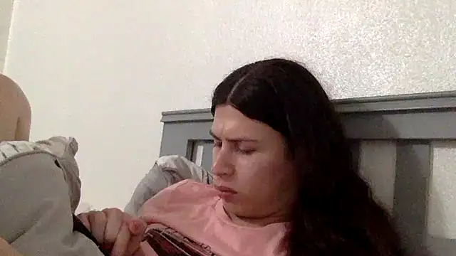 JaxcyVelez online show from June 2026 08:33:01 PM