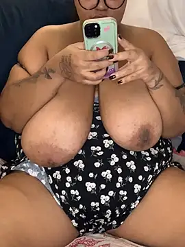 SweetLizzyBBW online show from July 2026 02:59:02 AM