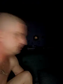 leplaisirdudesir online show from October 2025 09:43:02 PM