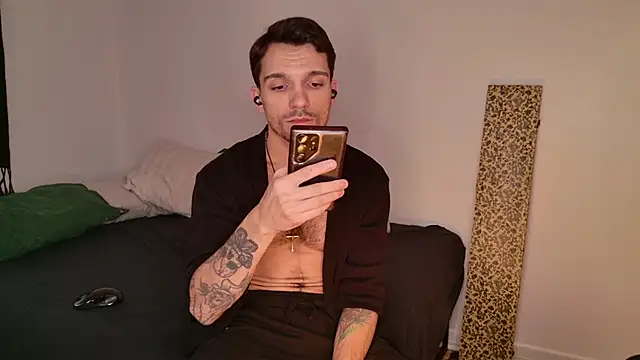 JackDesFeux online show from September 2025 10:48:02 AM