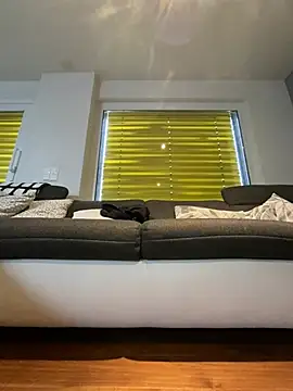 Sturmi18 online show from April 2026 04:12:01 PM