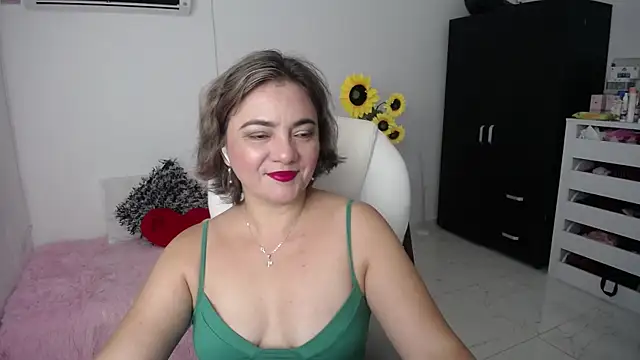 ana milf online show from February 2025 11:53:01 AM