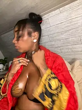 Snapshot of CUMQUEEN-XXX69 chatting on September 2025 04:49:02 AM CUMQUEEN-XXX69 online show from September 2025 04:49:02 AM