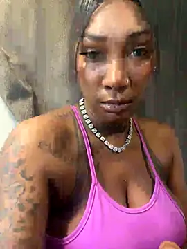 Snapshot of CUMQUEEN-XXX69 chatting on September 2025 09:40:02 PM CUMQUEEN-XXX69 online show from September 2025 09:40:02 PM