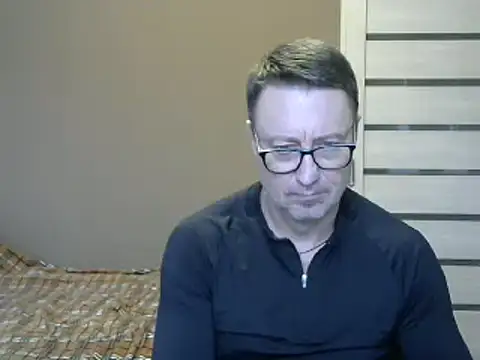 Snapshot of HarrySnake chatting on December 2024 11:06:01 AM HarrySnake online show from December 2024 11:06:01 AM