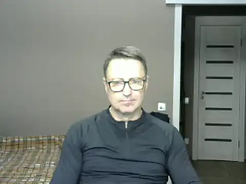 Snapshot of HarrySnake chatting on January 2025 12:13:01 PM HarrySnake online show from January 2025 12:13:01 PM