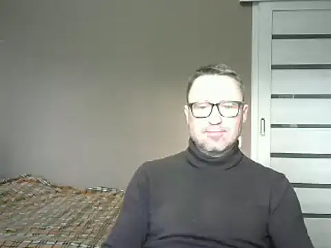 Snapshot of HarrySnake chatting on February 2025 07:34:01 AM HarrySnake online show from February 2025 07:34:01 AM