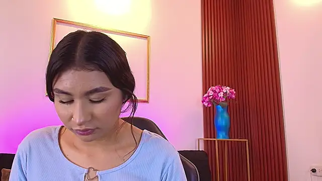 Zayda 1 online show from November 2025 06:43:01 PM