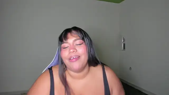 Snapshot of chanel_hot_001 chatting on February 2026 04:22:01 AM chanel hot 001 online show from February 2026 04:22:01 AM