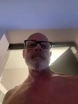 NOLAKINKYTYOP22 online show from May 2026 01:18:02 PM