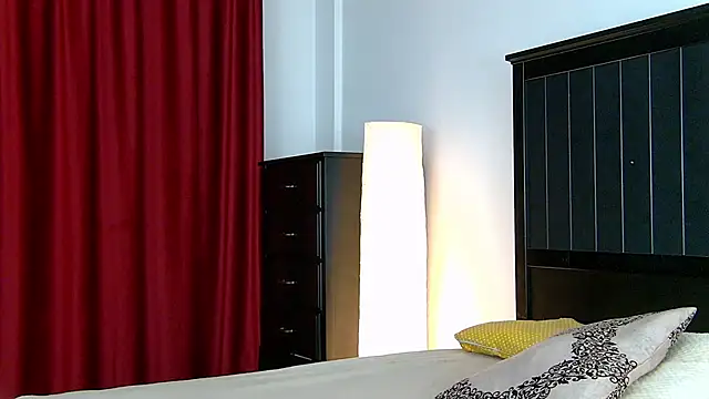 Snapshot of Yanira_Muslim chatting on November 2025 05:12:03 AM Yanira Muslim online show from November 2025 05:12:03 AM