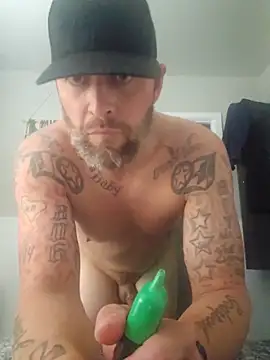 LongandEasy77 online show from October 2025 08:40:02 AM