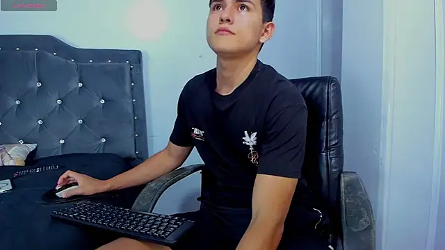 Jacobb Lee online show from November 2025 09:47:01 PM