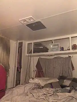 allissonw13 online show from February 2025 01:35:02 AM