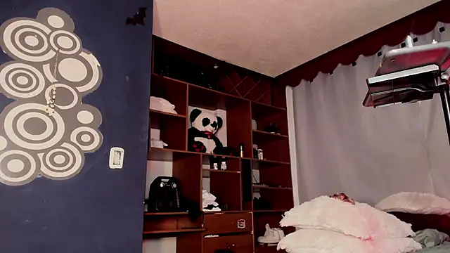 Snapshot of Teo_skinny chatting on June 2026 10:32:01 PM Teo skinny online show from June 2026 10:32:01 PM