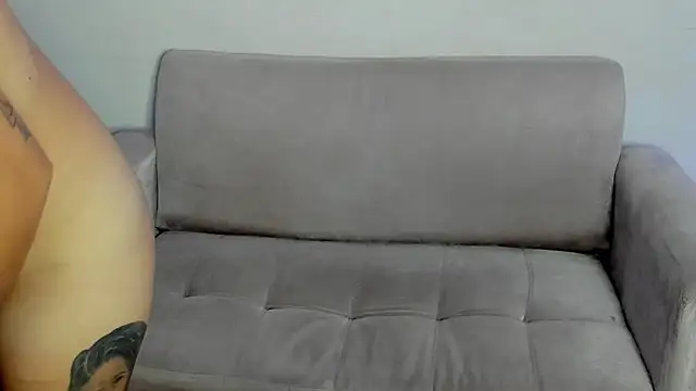 Lilacutte  online show from March 2025 10:46:02 AM