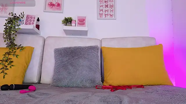 Malka Burning online show from April 2026 08:06:02 PM