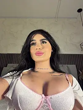 SOPHICARTERS online show from March 2026 01:05:02 PM