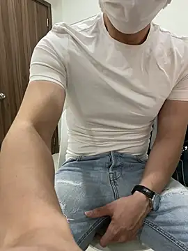 harrylouis1357 online show from December 2024 11:34:01 AM