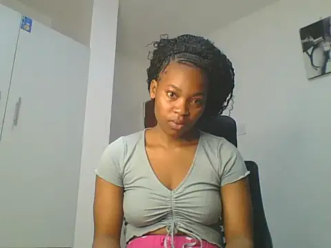 Snapshot of _Becky002 chatting on May 2026 09:59:01 AM Becky002 online show from May 2026 09:59:01 AM